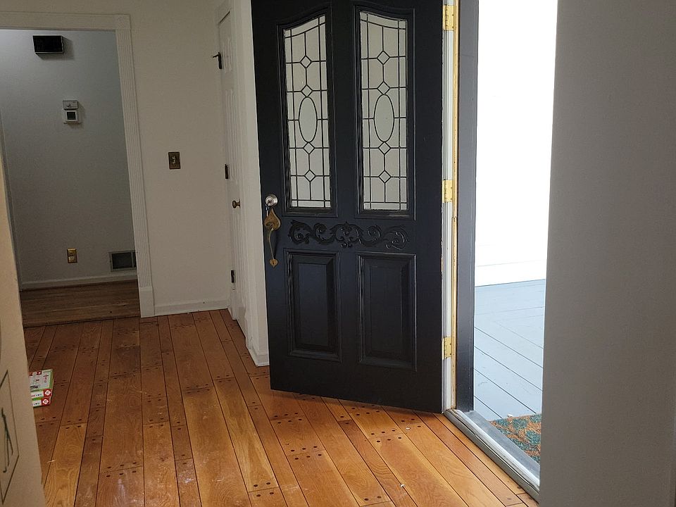 1st image of 2363 Brown Rd