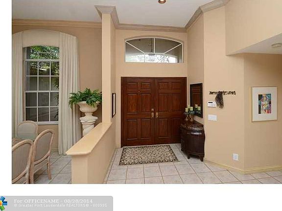 5th image of 2723 Oakbrook Dr