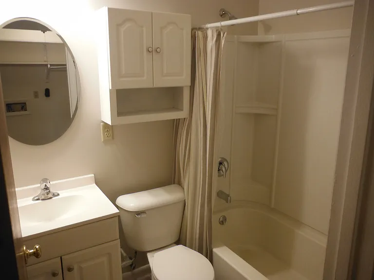 1624 Maumee Dr — Photo 5