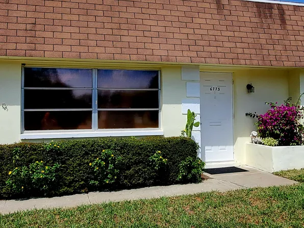 6775 Armand Pl N, Pinellas Park, FL 33781