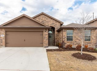 10124 Huntersville Trl, Fort Worth, TX 76108