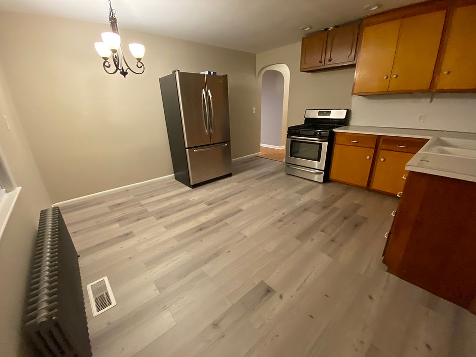 1st image of 54 Hanford Ave