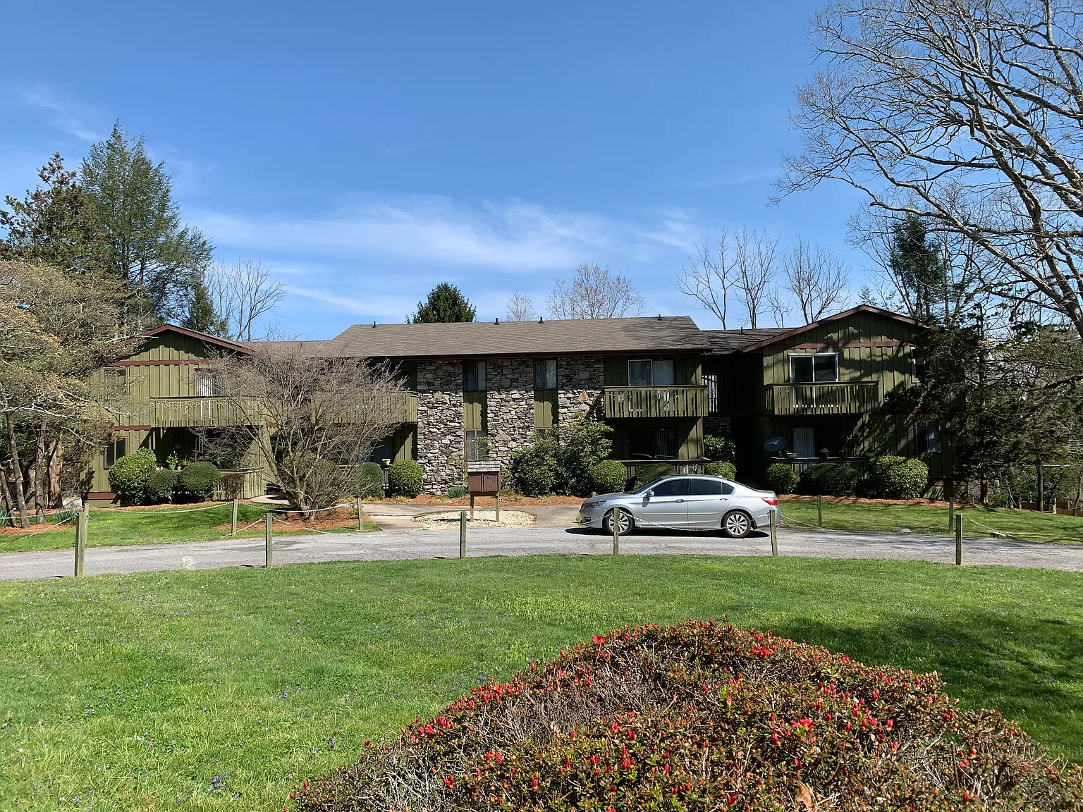 2 bed, 1.5 bath, $1,250 — Photo 3