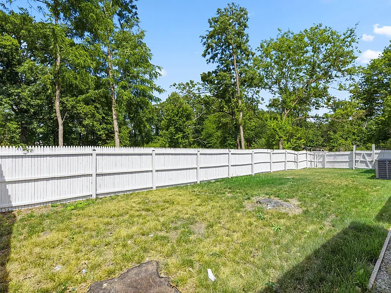 8304 Dangerfield Pl — Photo 4