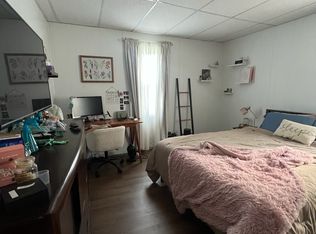 862 South St #4, Highland, NY 12528