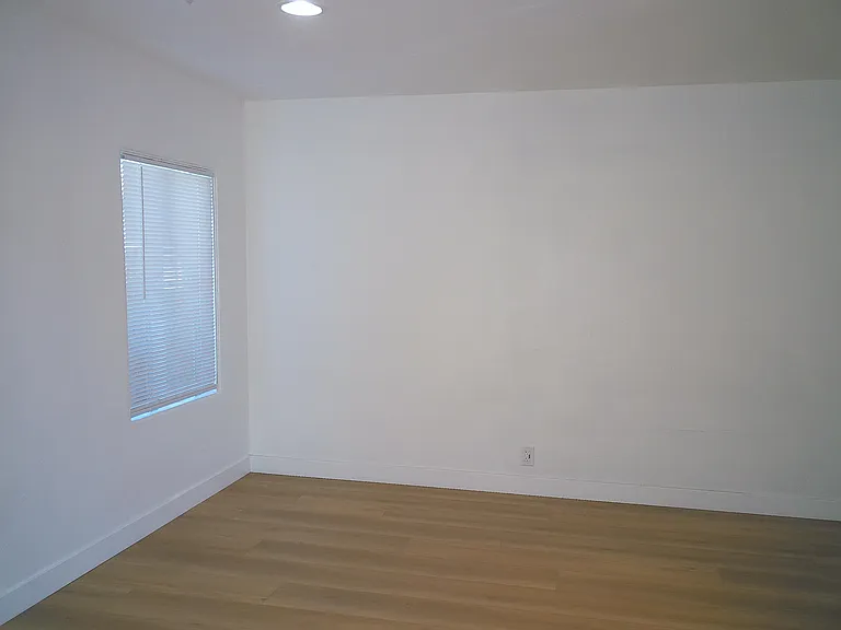 481 G St #1 — Photo 3