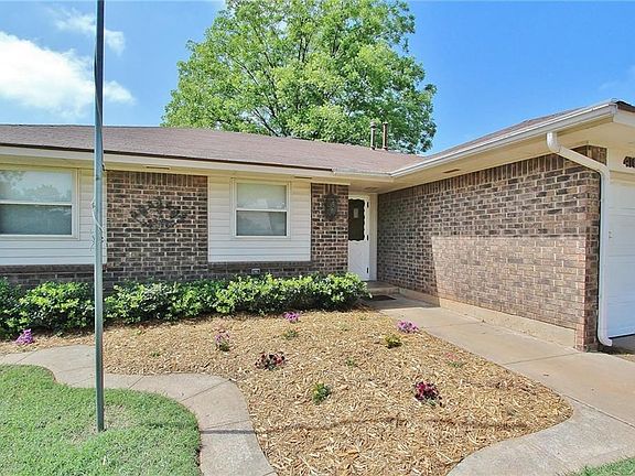 2nd image of 4104 Corbett Dr
