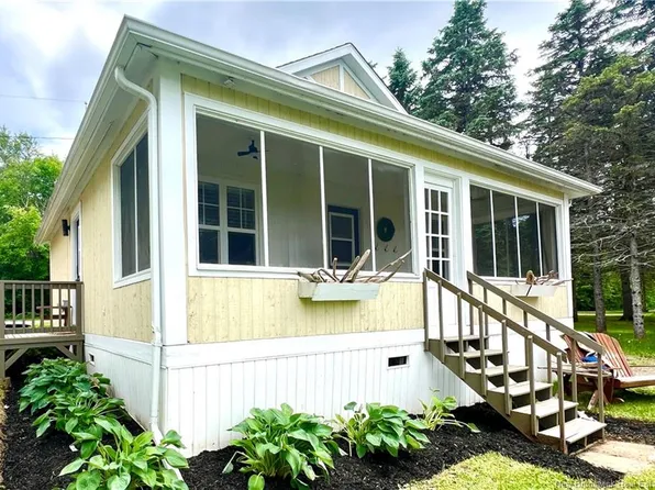 23 Acadie Rd #15, Bouctouche, NB E4S 0E8