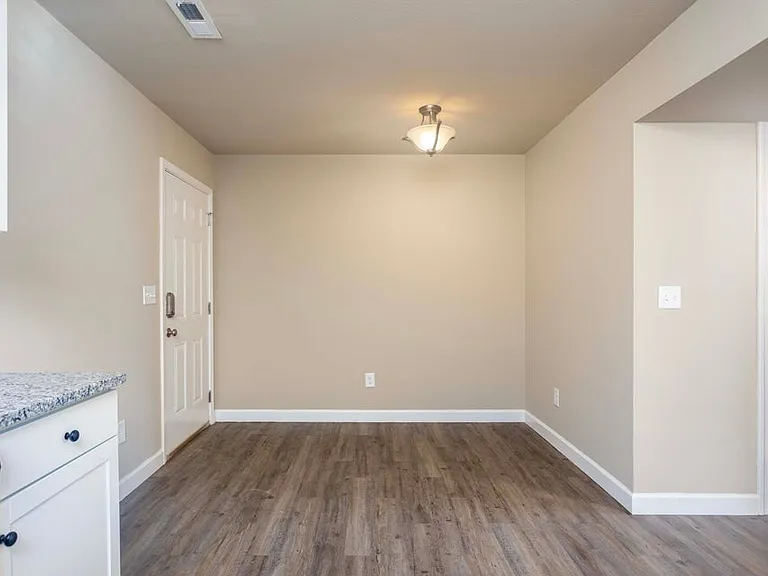 272 Mulberry Ave #A — Photo 11