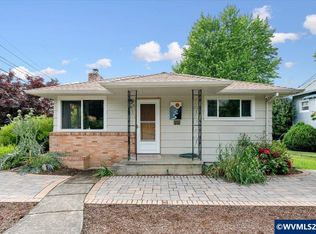 303 Mill St, Silverton, OR 97381