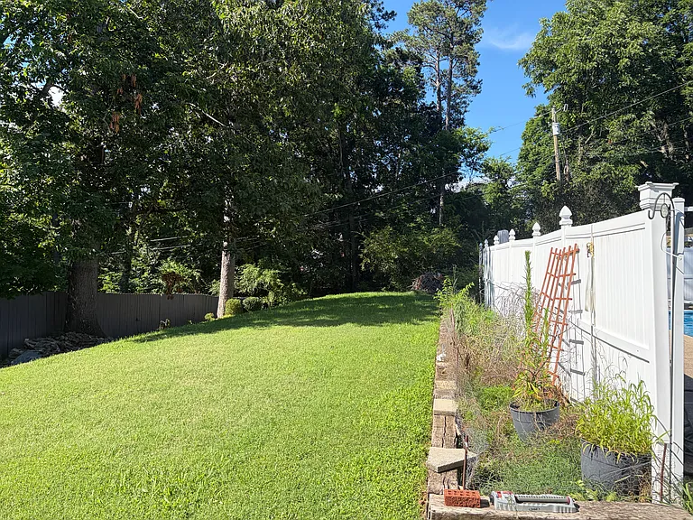 7017 Palermo Dr — Photo 33
