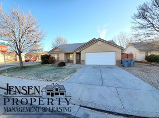 1849 S Bridle Cir, Washington, UT 84780