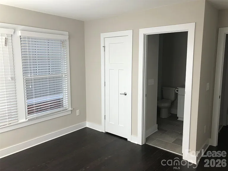 1218 Macomb Pl — Photo 12