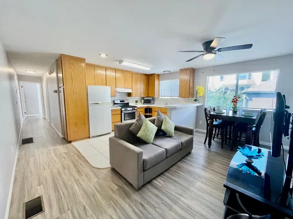 Front St Rentals, 3552 Front St #1, San Diego, CA 92103