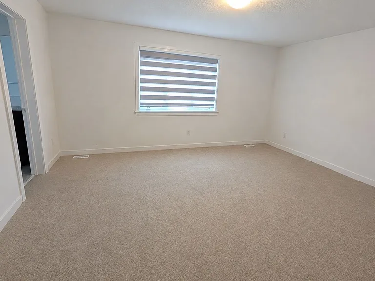 800 Paseana Pl — Photo 17