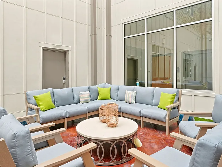 Neel's Lofts — Photo 20
