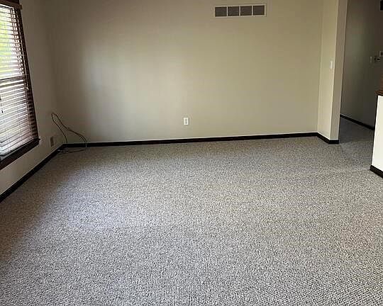 3rd image of 7305 Sterling Ave