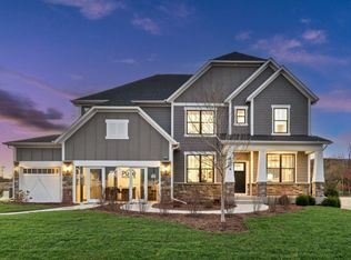 Willwood Plan, Estates at Rivers Edge, Lisle, IL 60532