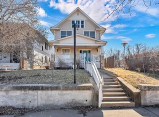 705 SW 6th Ave, Topeka, KS 66603