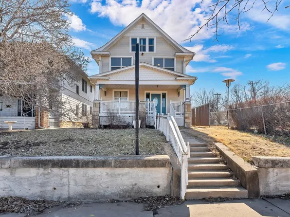 705 SW 6th Ave, Topeka, KS 66603