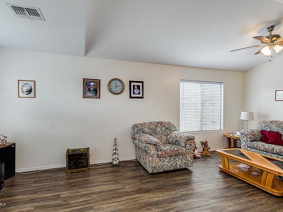 4th image of 2696 E Cowboy Cove Trl