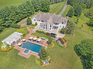 60 E Fox Chase Rd, Chester, NJ 07930