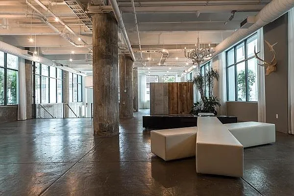 Rented by Triumph Property Group | media 54