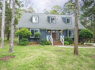 7900 Deep Hollow Ct, Charlotte, NC 28226