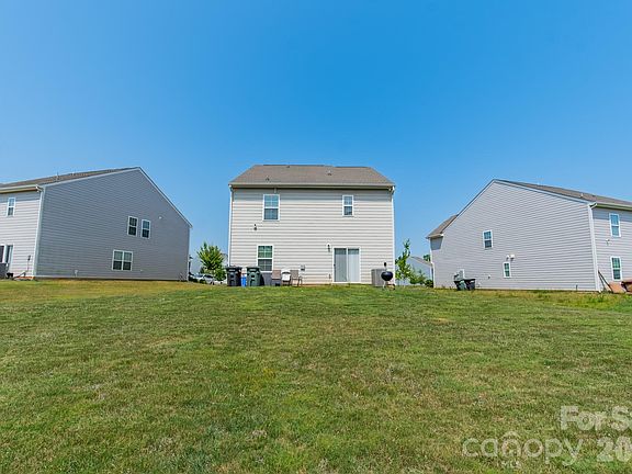 5th image of 2612 New Summer Ct