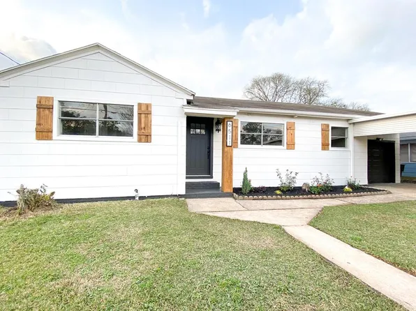 6511 Verde St, Groves, TX 77619