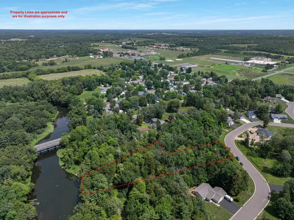 Sunflower Way, Amery, WI 54001