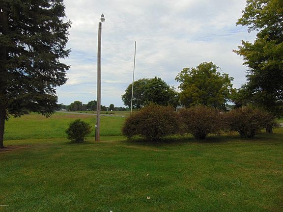 5th image of 27467 Red Arrow Hwy