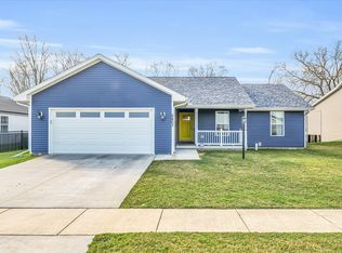 2403 N Fairfield Dr, Urbana, IL
