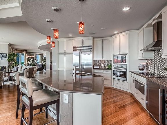 4th image of 180 Beach Dr NE Unit 2302