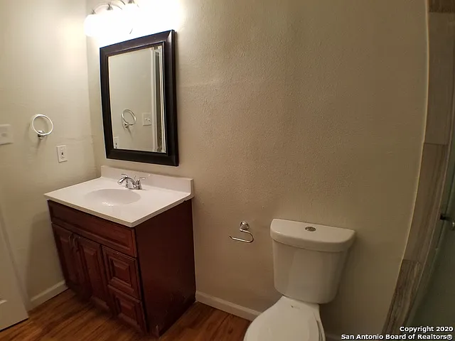 5019 Hemphill Dr — Photo 9