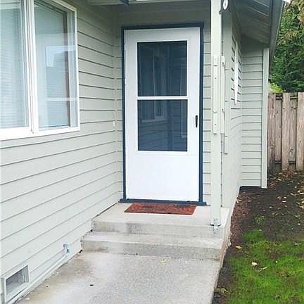 2nd image of 27230 Manor Pl NW
