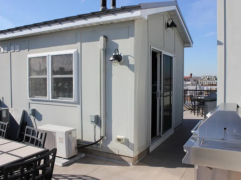 Roof Deck