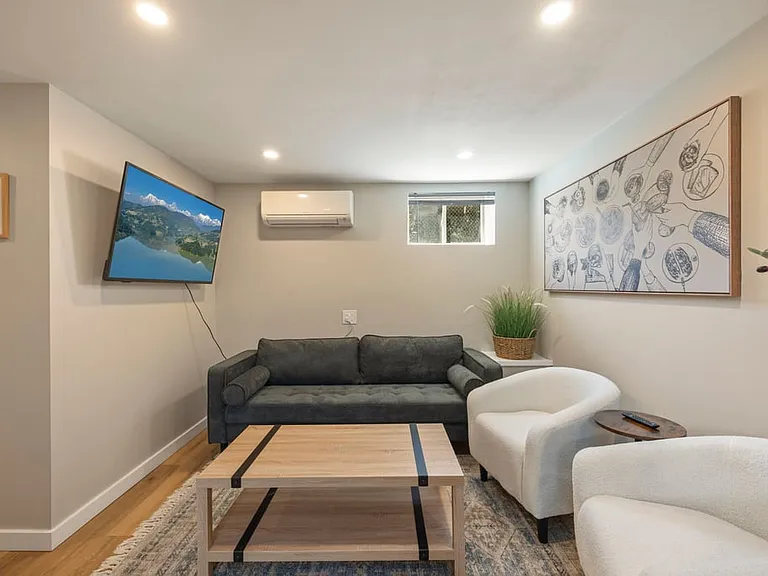 5116 S Brighton St #B — Photo 18