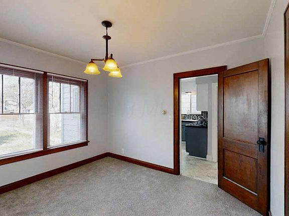 4th image of 303 Brehl Ave
