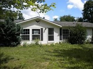 323 Pheasant Dr, Evans City, PA 16033