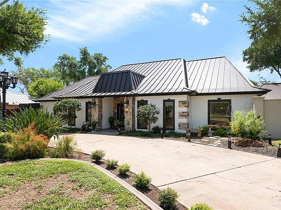 2nd image of 5001 Selinda Dr
