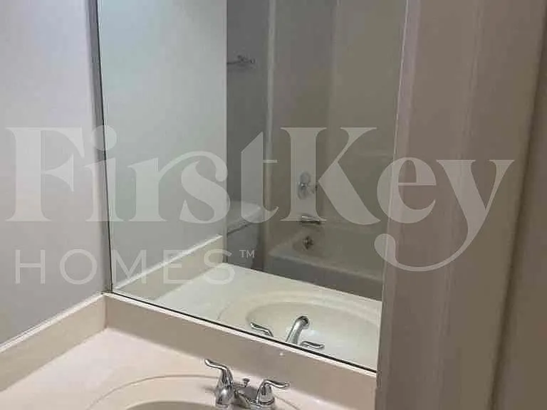 6550 Remington Dr — Photo 8