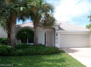 2092 Fairmont Ln, Naples, FL 34120