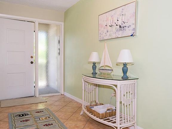4th image of 600 Manatee Ave Unit 226
