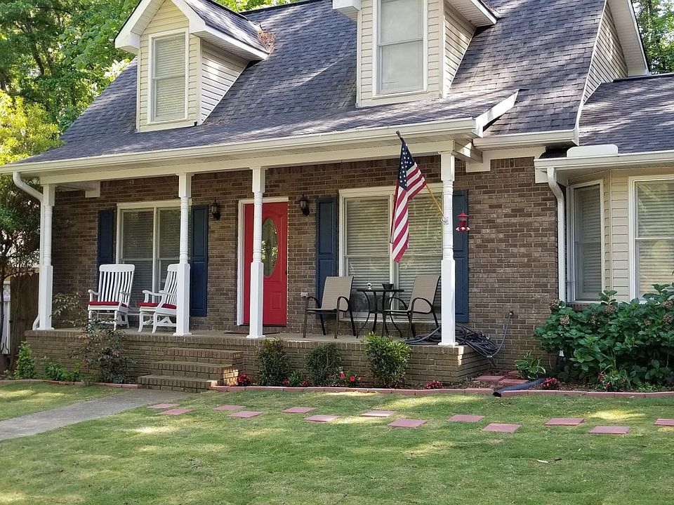 1st image of 813 Greystone St