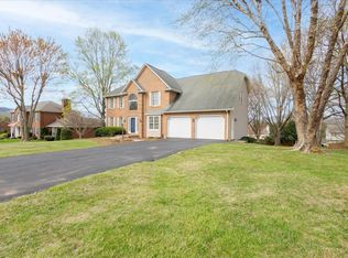 279 Winesap Rd, Roanoke, VA 24019