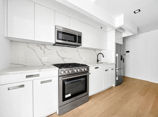 428 E 9th St #606, Brooklyn, NY 11218