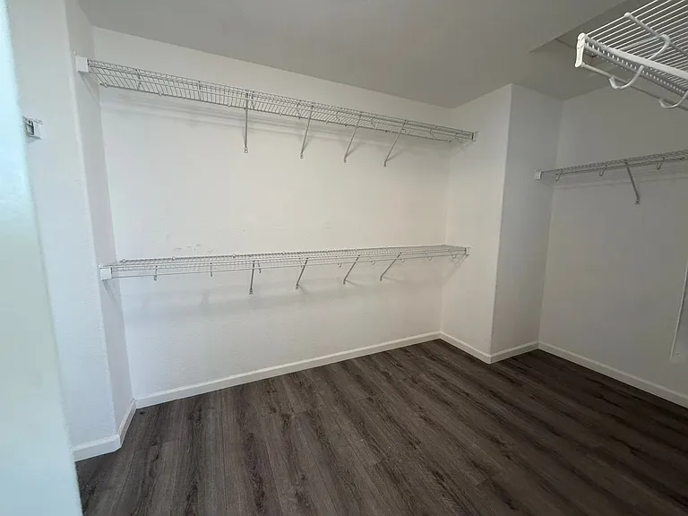 5418 Halas Ct — Photo 21