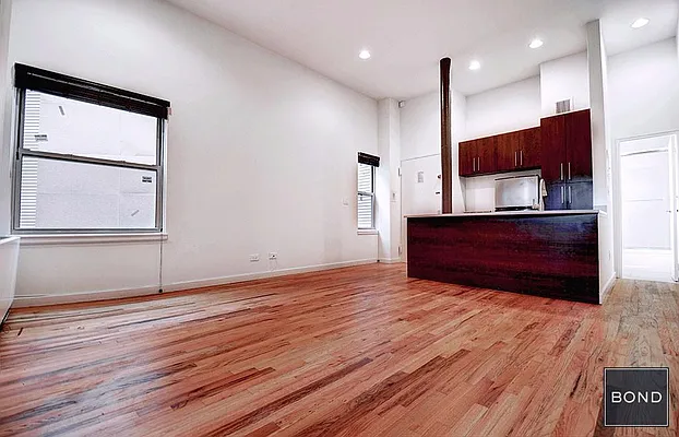 Rented by Bond New York | media 45