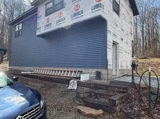 433 Greenbriar Rd, Dunbar, PA 15431